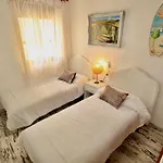 Felicidad Apartment