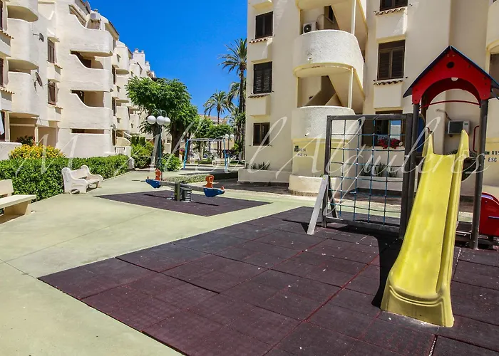 Felicidad دينايا